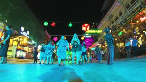 Timelapse-of-Pub-Street-at-Night