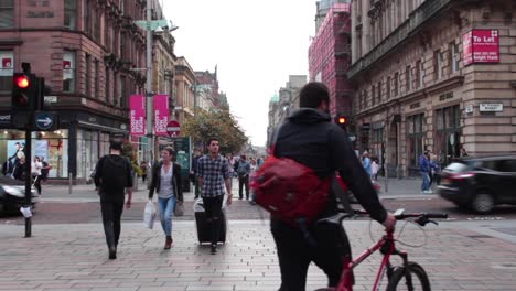 Crowd-of-people-at-busy-Buchanan-Street-in-Glasgow,-Scotland