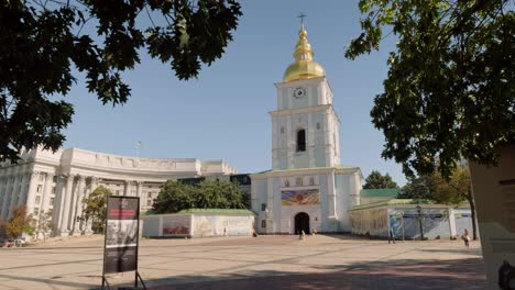 St-Michaels-Golden-Domed-Monastery-in-Kyiv-framed-by-autumnal-trees-on-a-sunny-day