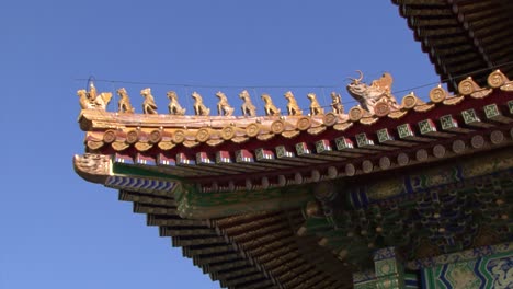 Detalle-Del-Techo-De-Uno-De-Los-Edificios-De-La-Ciudad-Prohibida,-China