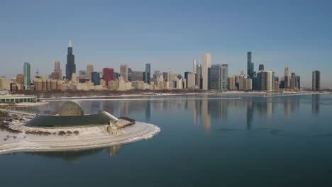 Horizonte-De-Chicago-Desde-El-Campus-Del-Museo-El-Día-De-Invierno