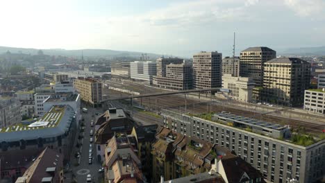 Luftaufnahme-Des-Zürcher-Viertels-Neben-Dem-Hauptbahnhof