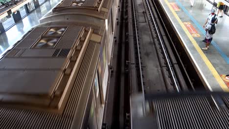 Still-shot-of-two-metro-subway-wagons-arriving-to-their-destination,-public-transport-concept