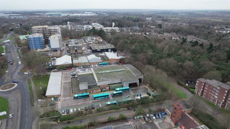 Ankunftsbus,-Harlow,-Essex,-Stadtbusgarage,-Vereinigtes-Königreich,-Luftaufnahmen