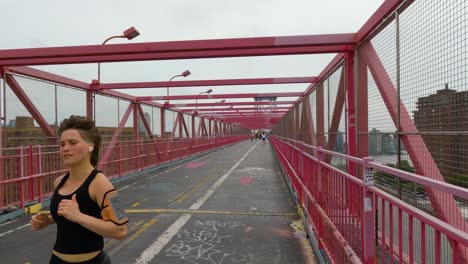 Person-Running-Over-the-Williamsburg-Bridge