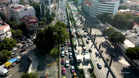 Vista-Aérea-De-La-Intersección-Principal-En-La-Ciudad-De-México