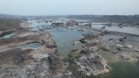 Panoramic-View-River,-hills