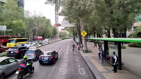 timelapse-in-front-of-Ladiana-monument-in-mexico-city