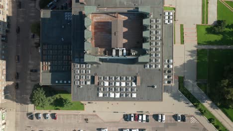 AERIAL:-Top-Down-Shot-of-Lithuanian-National-Opera-and-Ballet-Theatre