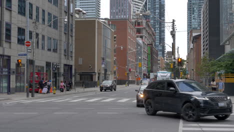 View-of-downtown-Toronto-with-pedestrians-and-traffic