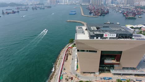 Hong-Kong-palace-Museum-HKPM-building,-during-construction