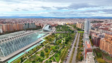 Maravillosa-Arquitectura-De-Cristal-De-La-Ciudad-De-Las-Artes-Y-Las-Ciencias-Valencia-España