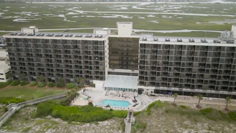 Grand-Shell-Island-Resort-Con-Piscina-Movimiento-Dinámico-Aéreo