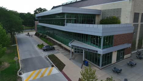 Studentenerholungszentrum-Auf-Dem-WCU-Campus