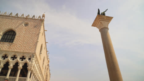 Ancient-Bronze-Statue--The-Lion-Of-Venice,-In-The-Iconic-Public-Square-Of-Piazza-San-Marco-In-Venice,-Italy