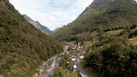 FPV-aerial-drone-footage-flying-over-Lavertezzo,-Switzerland