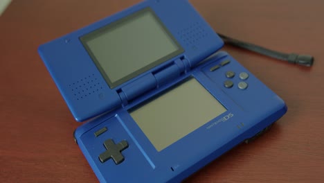 Pan-Ancho-Derecho-De-Un-Nintendo-Ds