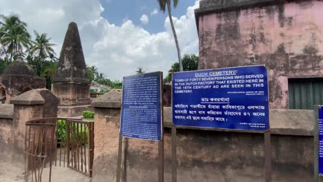 Video-Del-Cementerio-Holandés-En-Kalikapur-En-Berhampore,-Murshidabad,-India