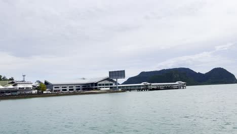 A-shot-capturing-the-clam-water-and-the-pristine-view-of-the-island