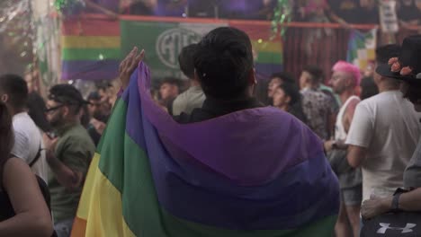 Cámara-Lenta-De-Personas-Celebrando-El-Desfile-Del-Orgullo-Lgbt-En-Buenos-Aires-En-Plaza-De-Mayo