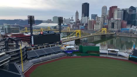 Horizonte-De-Pittsburgh-Sobre-Pnc-Park