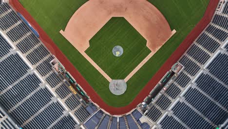 Vista-De-Pájaro-De-Un-Estadio-De-Béisbol-De-Gran-Capacidad