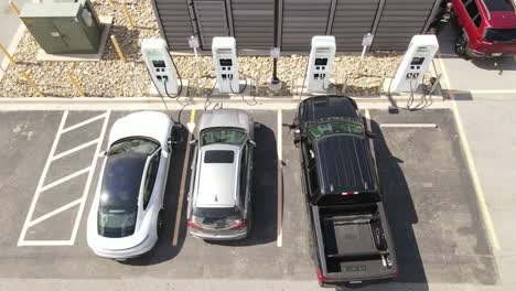 DC-fast-charging-station-for-electric-vehicles,-aerial-top-down-view