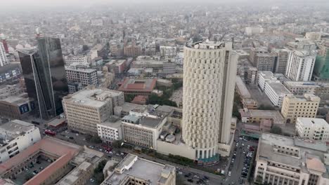 Habib-Bank-Plaza-Und-United-Bank-Limited-Gebäude-In-Karatschi