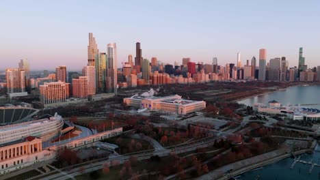 Aerial-view-around-the-Field-Museum-of-Natural-History,-sunrise-in-Chicago,-USA