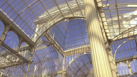 Interior-of-Palacio-de-Cristal-del-Retiro,-Retiro-park-in-Madrid