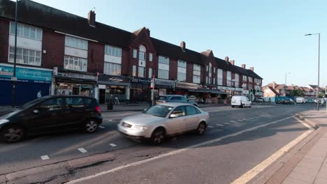 Kenton-Road-in-Harrow,-morning-traffic