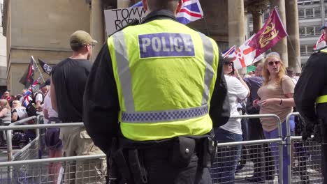 Tommy-Robinson-outside-the-BBC-studio-in-London