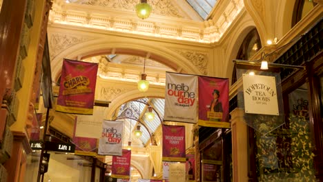 Block-Arcade-Melbourne,-Juli-2019-Historisches-Einkaufspassagengebäude-In-Melbourne---Beliebte-Touristenattraktion-In-Melbourne