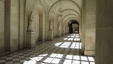 Imágenes-Estáticas-De-La-Sala-Exterior,-En-El-Palacio-De-Versalles,-París,-Francia