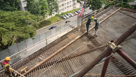 Construction-workers-working-at-the-construction-site-during-the-daytime