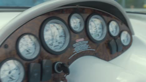 Gauges-dash-of-Sea-ray-speed-boat-interior