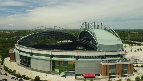 Crane-Up-to-reveal-Miller-Park-[4k