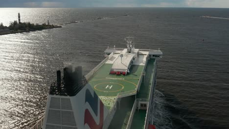 Cruise-ship-slowly-navigates-through-Bay-of-Riga-and-sails-across-the-Baltic-sea