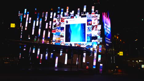 Iniciativa-De-La-Nueva-Experiencia-Digital-De-Fed-Square-En-El-Arte-De-La-Pantalla-Digital-Nocturna-De-La-Plaza-De-La-Federación-Nocturna