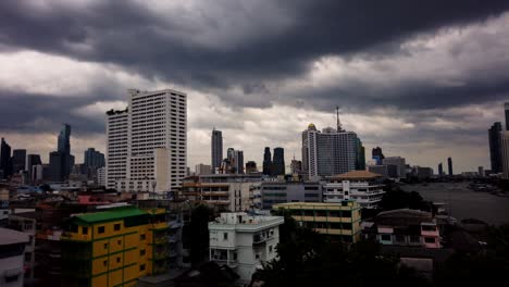 Chaophraya-River-is-filled-with-history-and-culture