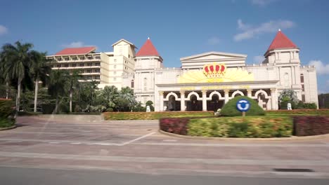 Crown-International-Club-in-Danang