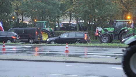 Agricultores-Protestan-En-La-Haya,-Holanda