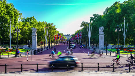 London-England,-circa-:-timelapse-traffic-in-London,-England