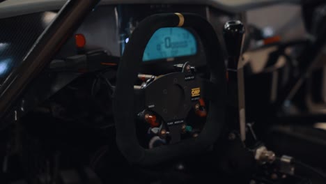 Toma-Apretada-De-Un-Volante-De-Carreras-De-Un-Ford-Gt-Gt3