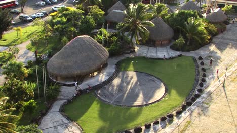 Touristisches-Kreuzfahrtterminal-In-Raiatea,-Französisch-Polynesien