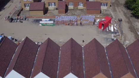 Luftflug-über-Die-Redrow-Homes-Development,-Temple-Wharf-In-Strood-Kent