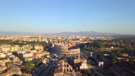 Coliseo-Roma,-Italia-Tiro-A-Distancia-Vista-Aérea-De-Drones