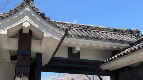 Die-Kuppeldecke-Des-Eingangs-Zum-Kaiserpalast-Im-Chidorigafuchi-Park