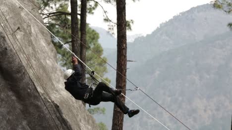 Escalada-En-Roca-Por-Montañeros-Del-Himalaya