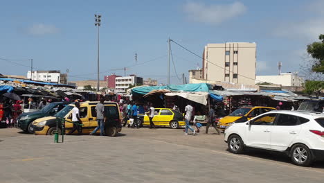 Concurrida-Calle-Del-Mercado-De-La-Intersección-De-Sandaga